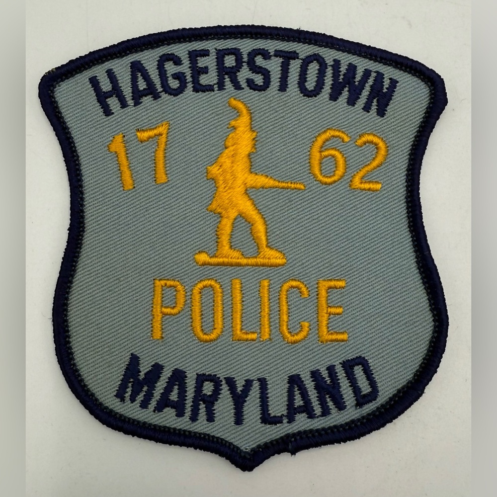 Hagerstown Maryland Police‎ MD Embroidered Cloth Patch Cheesecloth Backed NWOT